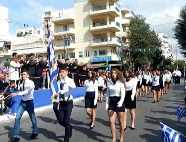 Γέρακας: Συνθήματα μίσους κατά των μαθητών που τραγούδησαν το «Μακεδονία Ξακουστή» - Απειλούν τη ζωή τους